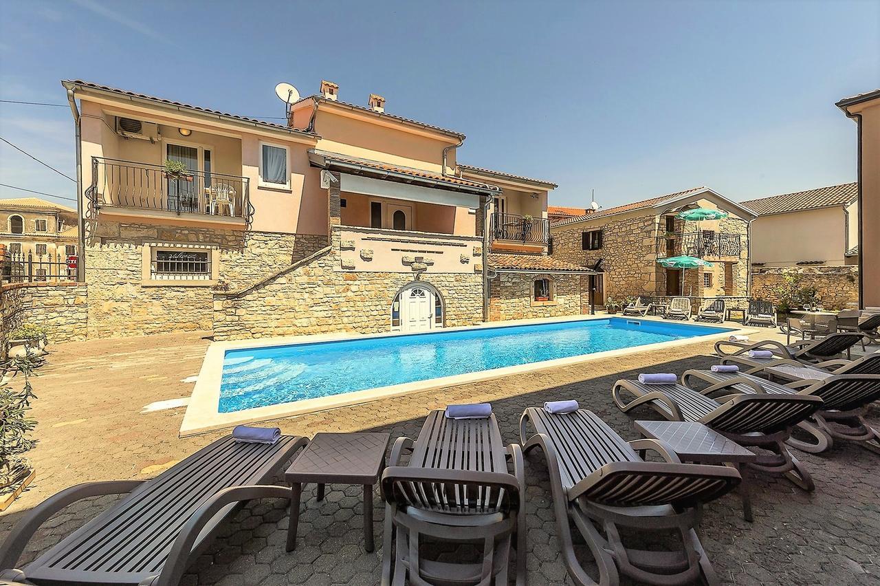 Villa Valtrazza Tar-Vabriga Kültér fotó
