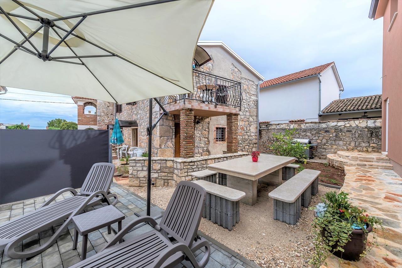 Villa Valtrazza Tar-Vabriga Kültér fotó