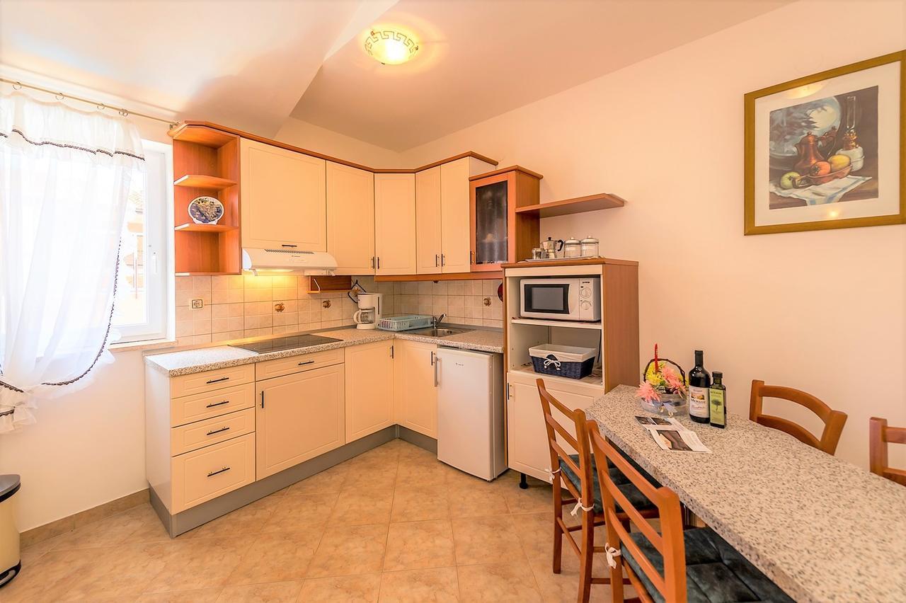 Villa Valtrazza Tar-Vabriga Szoba fotó