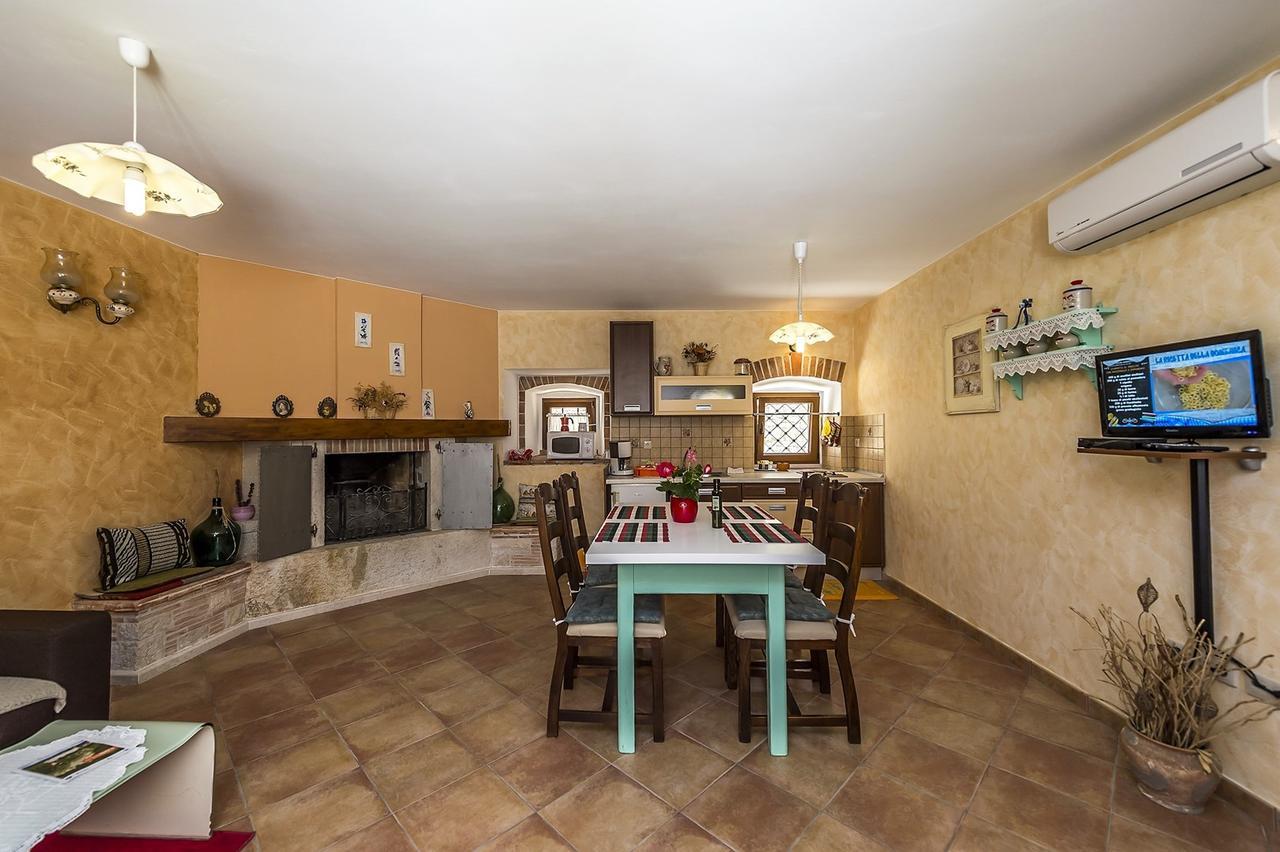 Villa Valtrazza Tar-Vabriga Kültér fotó