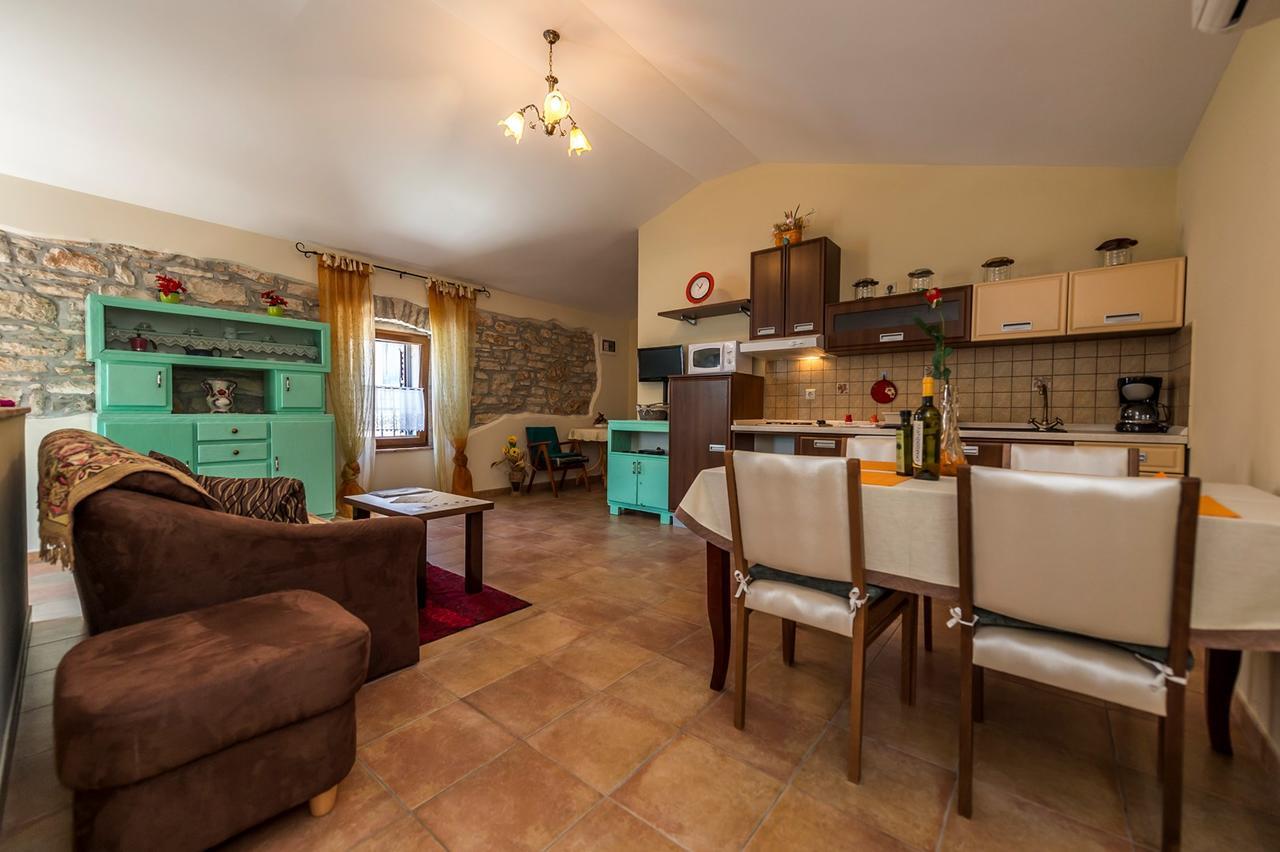 Villa Valtrazza Tar-Vabriga Kültér fotó